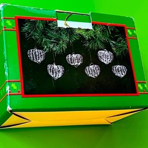 House Of Lloyd Christmas hand made spun glass hearts. 3 of 6 in box